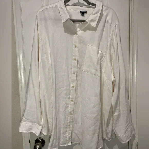 Torrid long sleeve button down White Shirt - Picture 1 of 5